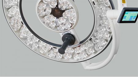 Merivaara Q-FLOW – Операционный светильник