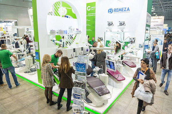 Стенд компании GREEN DENT на выставке Дентал-Экспо 2019_13.jpg
