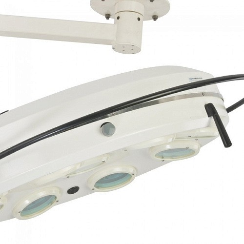 Армед L739 - хирургический потолочный светильник